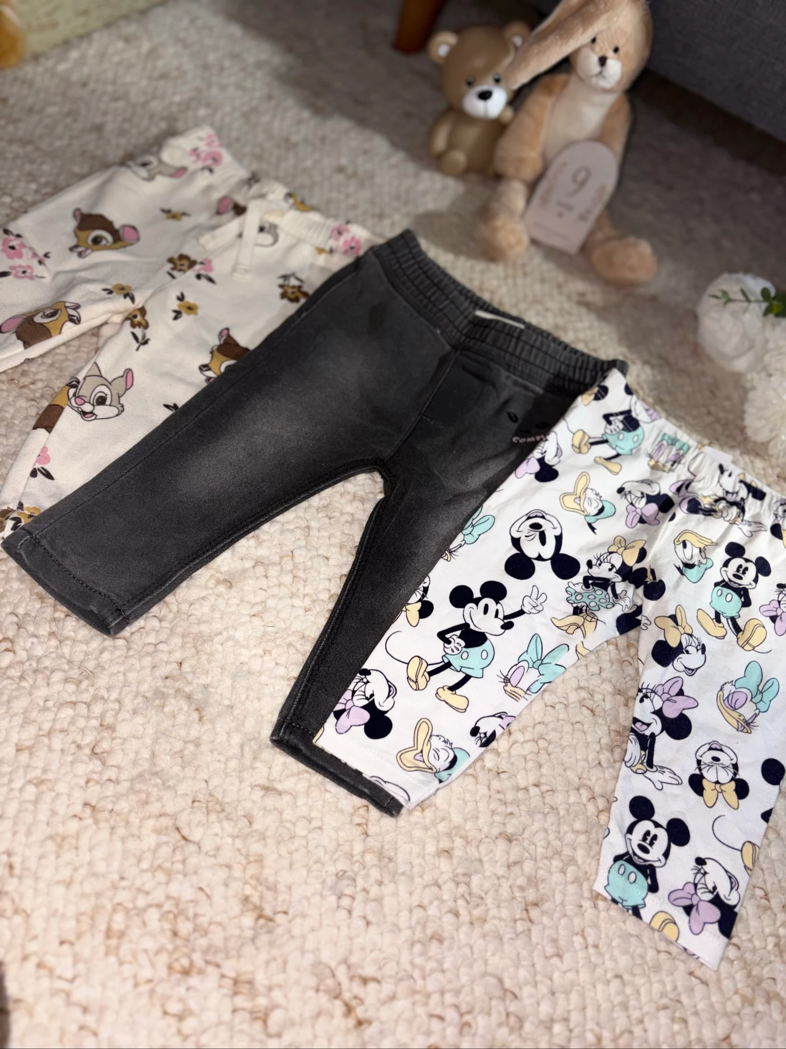 🎀 Lote de 3 calças para menina – 9 meses – photo 3